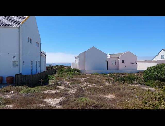 LAND FOR SALE IN BRITANNIA BAY